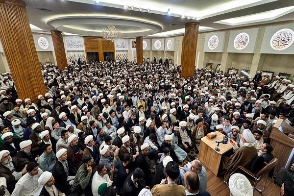 دیپلماسی نخبگانی و حوزوی آیت الله جوادی آملی