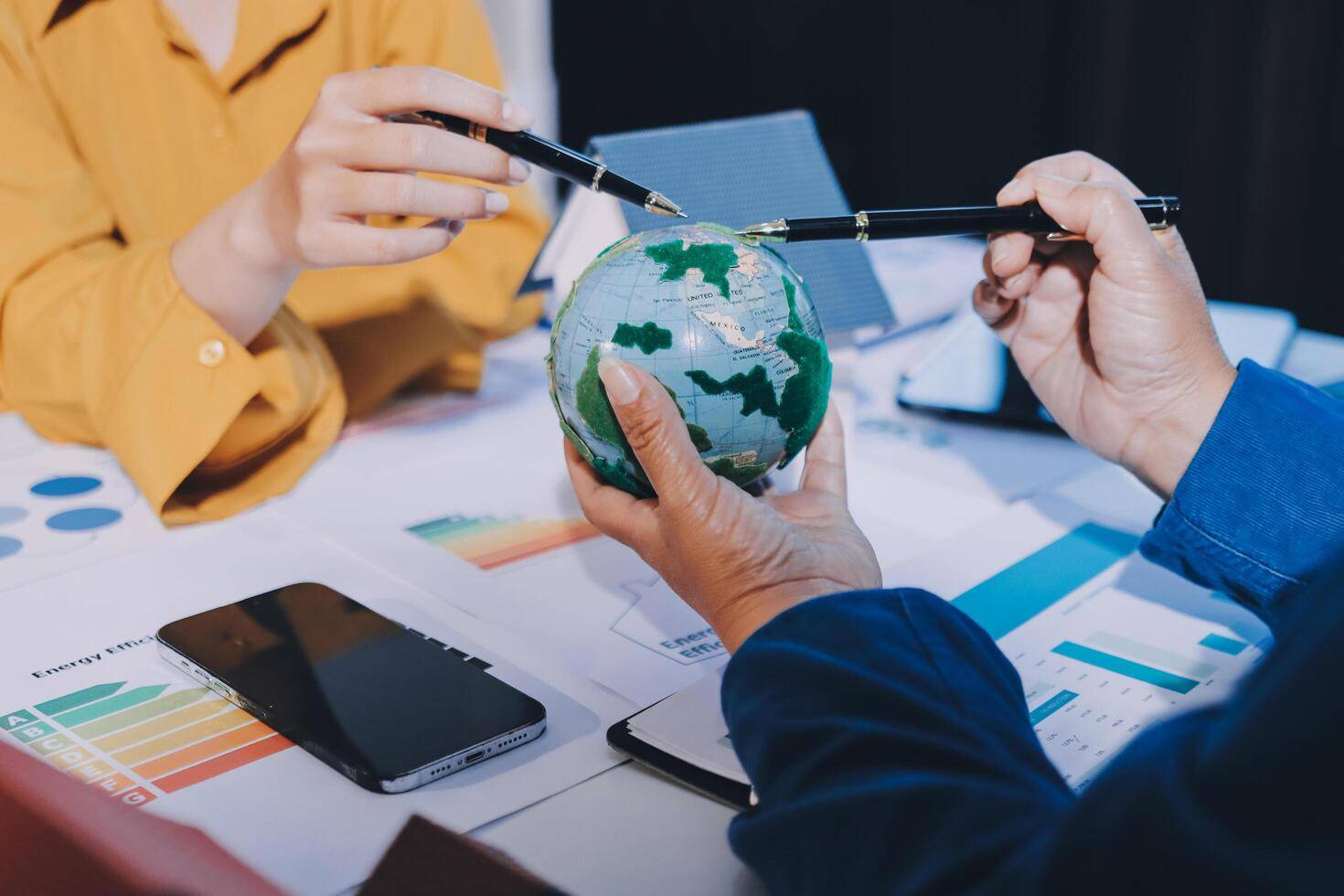 ویژه‌نامه «دیپلماسی نخبگانی در جنگ» منتشر شد