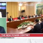 تضعیف نظم سنتی آمریکا-محور ناشی از رویکرد انحصاری و یکجانبه‌گرایی ترامپ؛ فرصتی استثنایی برای شانگهای و بریکس