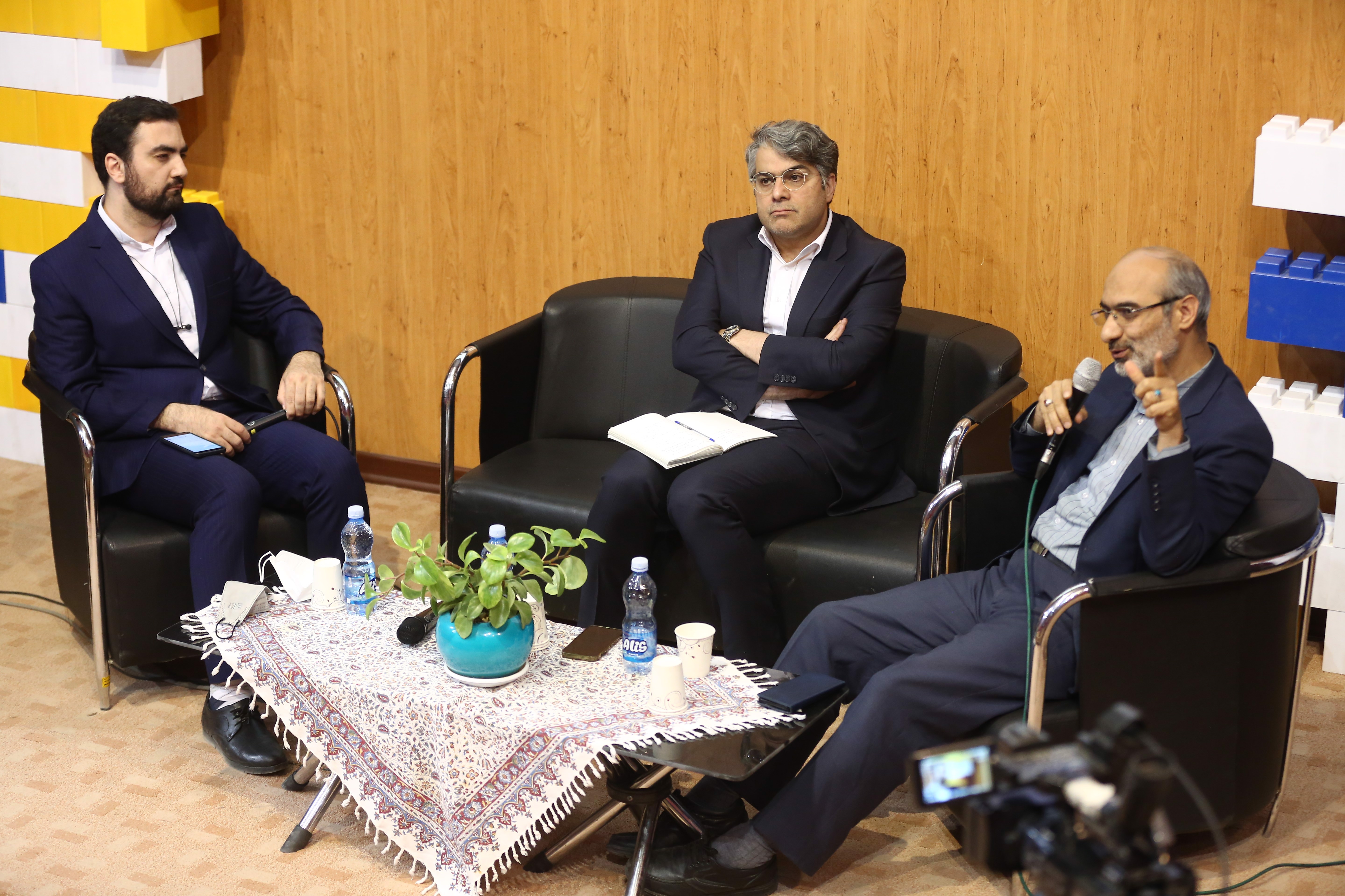 بررسی مسائل نوآوری و فناوری در فروم حکمرانی اندیشکده حکمرانی شریف